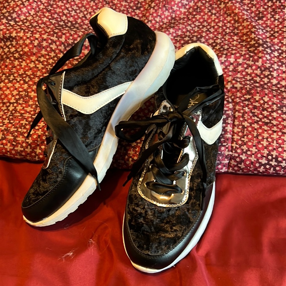 Fashion  Sneakers
